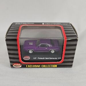 Purple Plymouth Hemi Barracuda 1970 Diecast Model